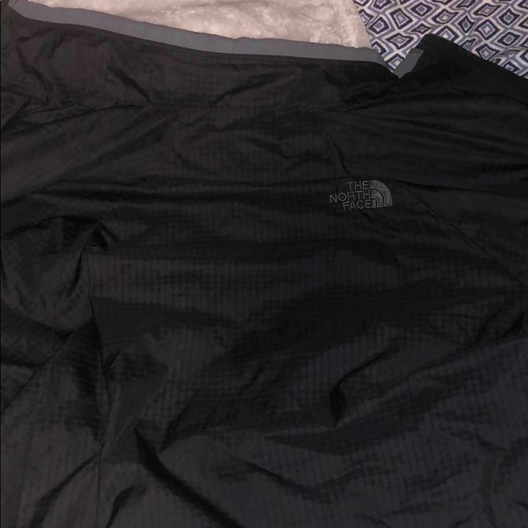 North face jacket size medium - Picture 3 of 3